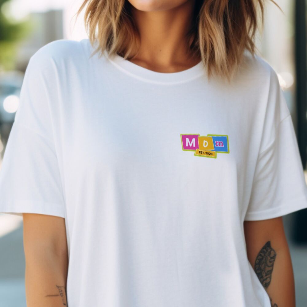 Gepersonaliseerd Mama T-Shirt met Memphis Design