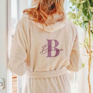Gepersonaliseerde badjas met monogram en naam