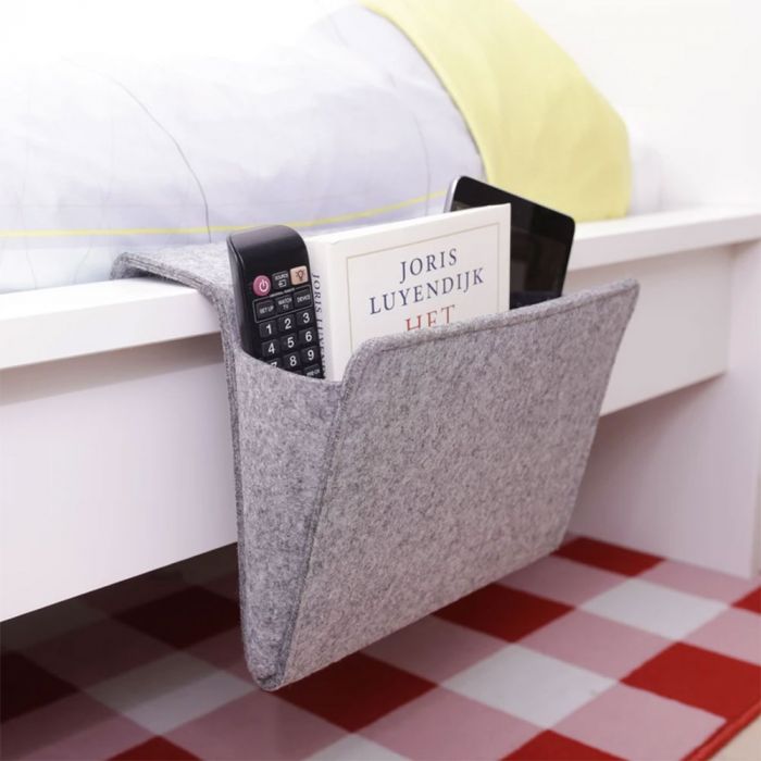 Praktische tasje voor aan het bed main product photo