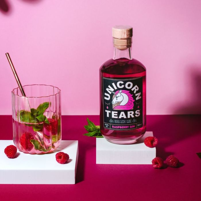 Unicorn Tears Bramen- of Frambozen Gin Likeur - Framboos