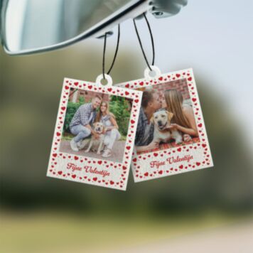 Gepersonaliseerde geurhanger in polaroid-look met hartjes set van 2