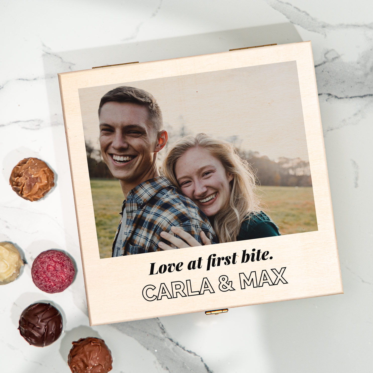 huwelijkscadeaus pralinedoosje met foto en tekst huwelijkscadeaus pralinedoosje met foto en tekst