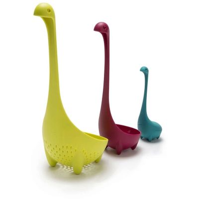 De familie Nessie, pollepel en thee-ei De familie Nessie, pollepel en thee-ei