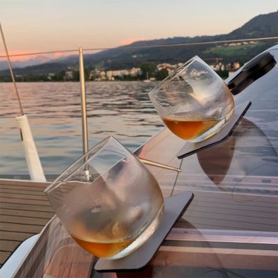 Magnetische whiskyglazen met glazen onderzetters Magnetische whiskyglazen met glazen onderzetters